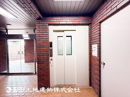 【エレベーター】エレベーターにて荷物の搬入も可能です。