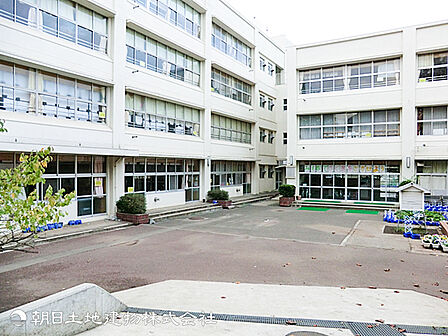 港北小学校340ｍ