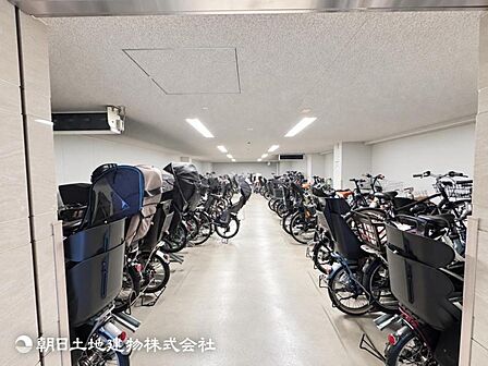 大切な家族、お客様をお迎えする玄関は住宅の入口。落ち着いた雰囲気。