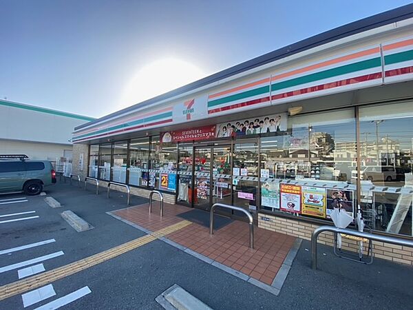 画像17:セブンイレブン 尼崎南塚口町7丁目店（191m）