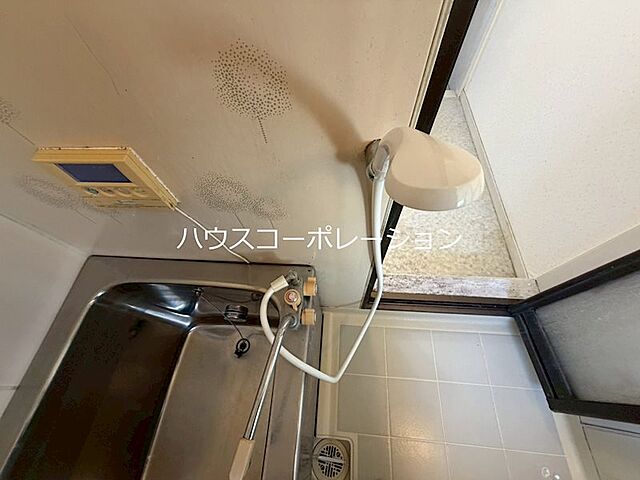 浴室
