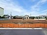 外観：北側4.2m・西側5.0m・南側9.0mの行動に面した販売現地／現地全景※造成中・更地渡し
