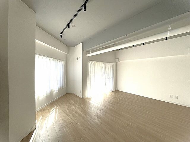 リビング/ダイニング 財形丸の内マンション 5階/-