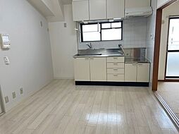 JR福知山線 塚口駅 徒歩4分の賃貸マンション 5階2DKのリビング/ダイニング