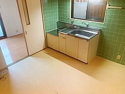 阪急神戸本線 塚口駅 徒歩8分の賃貸アパート 2階1Kのリビング/ダイニング