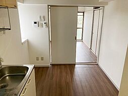 阪急神戸本線 塚口駅 徒歩10分の賃貸マンション 4階1DKのリビング/ダイニング