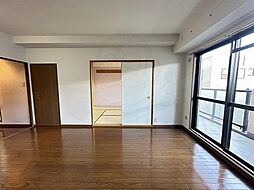 メゾン・ラ・フォーレ 3階3LDKのリビング/ダイニング