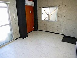 レインボーエム 2階ワンルームのリビング/ダイニング