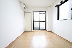 プレジール弐番館 4階1Kのリビング/ダイニング