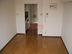 ヴィラガーデニア 106 1階1Kのリビング/ダイニング