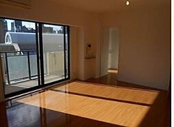 JR山手線 恵比寿駅 徒歩8分の賃貸マンション 2階2LDKのリビング/ダイニング