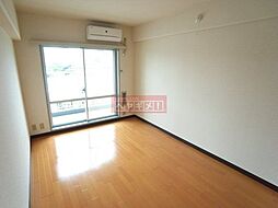 グローリア初穂御殿山 916 9階1Kのリビング/ダイニング