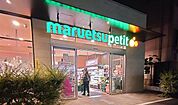 マルエツプチ中目黒四丁目店 徒歩14分。 1060m
