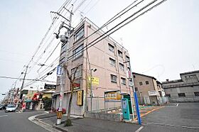 大阪府東大阪市高井田本通２丁目（賃貸マンション1DK・3階・30.00㎡） その1