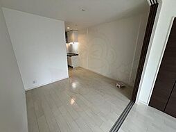 近鉄大阪線 長瀬駅 徒歩4分の賃貸アパート 2階1LDKのリビング/ダイニング