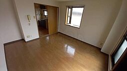 コンフォートM 202 2階1Kのリビング/ダイニング