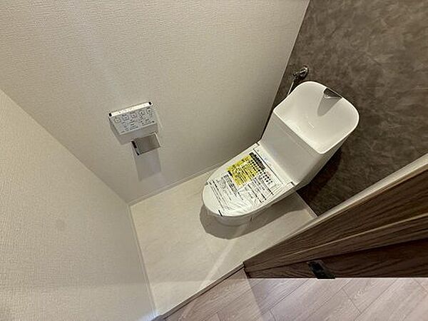 トイレを拡大表示