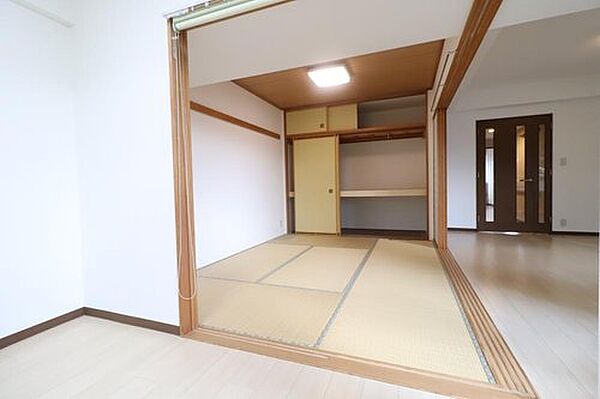 寝室を拡大表示