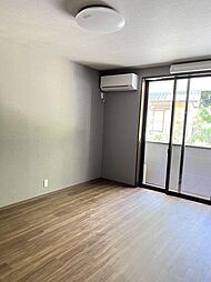 メゾンエミーナA 102 1階1Kのリビング/ダイニング