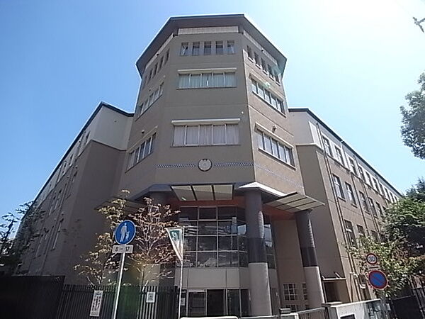 グランドメゾン六甲宮山町
