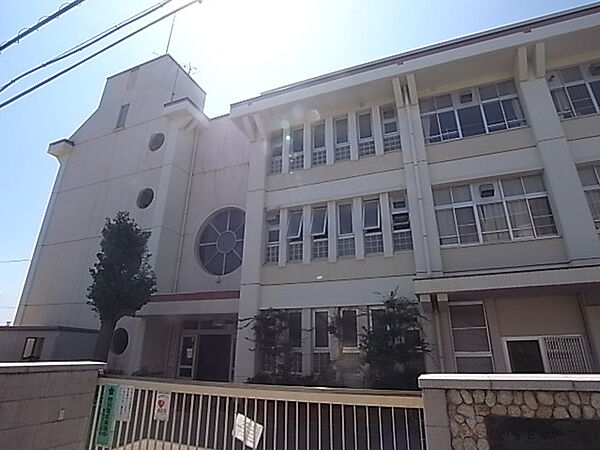 画像2:神戸市立福住小学校
