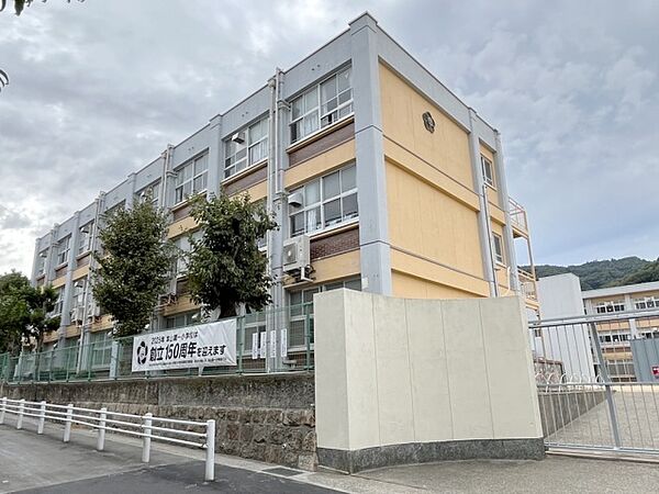 画像14:神戸市立本山第一小学校