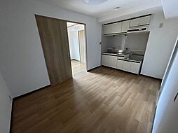 エール箕岡 201 2階1DKのリビング/ダイニング