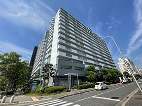 ウエストコート11番街 320 ｜ 兵庫県神戸市東灘区向洋町中７丁目（賃貸マンション3LDK・3階・64.39㎡） その1