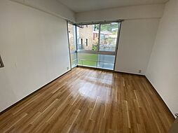 アヴェニール岡本 105 1階1Kのリビング/ダイニング