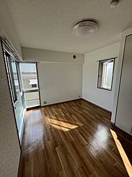 アヴェニール岡本 206 2階1Kのリビング/ダイニング