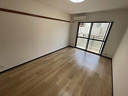 神戸六甲ヒルズ 303 3階1Kのリビング/ダイニング