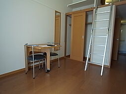 レオパレスＧＬＡＮＺ　ＯＢＥＲ 102 1階1Kのリビング/ダイニング