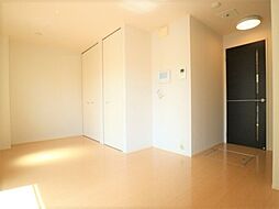 グランアヴァンティII　B棟 101 1階ワンルームのリビング/ダイニング