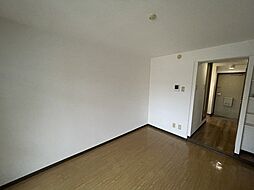 アーバンヴィレッジ武庫之荘 405 4階ワンルームのリビング/ダイニング