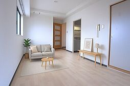 アストリアセブン 406 4階2LDKのリビング/ダイニング