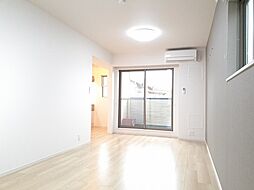 フィオーレ 204 2階1LDKのリビング/ダイニング