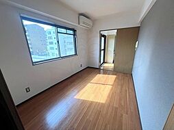 光陽川西マンション 302