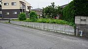 西道路から