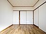 室内：木の温もりがやさしいフローリング