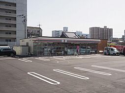 ロイヤルビーズ駅南
