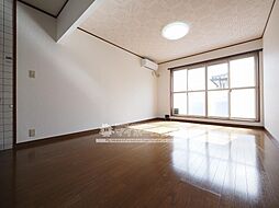 アーバンコーポマリ 205 2階2LDKのリビング/ダイニング