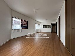 与賀町貸家 2F 2LDKのリビング/ダイニング