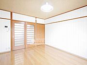 ※内観写真は1-Ａ号を引用しており、内装が異なる場合がございます。