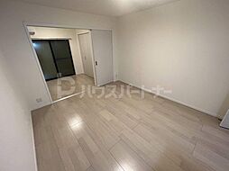 JR常磐線 新松戸駅 徒歩15分の賃貸アパート 3階1LDKのリビング/ダイニング