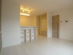 コスモ22 1階1LDKのリビング/ダイニング