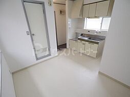 JR常磐線 新松戸駅 徒歩13分の賃貸アパート 2階1DKのリビング/ダイニング