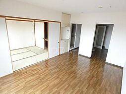 JR常磐線 松戸駅 徒歩15分の賃貸マンション 4階3LDKのリビング/ダイニング