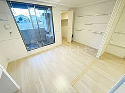 コントレイル 1階1LDKのリビング/ダイニング