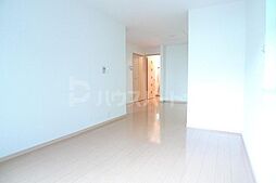 トエムフェルトＢ 1階1LDKのリビング/ダイニング