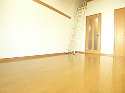 シャイングリーンA・B 2階1Kのリビング/ダイニング